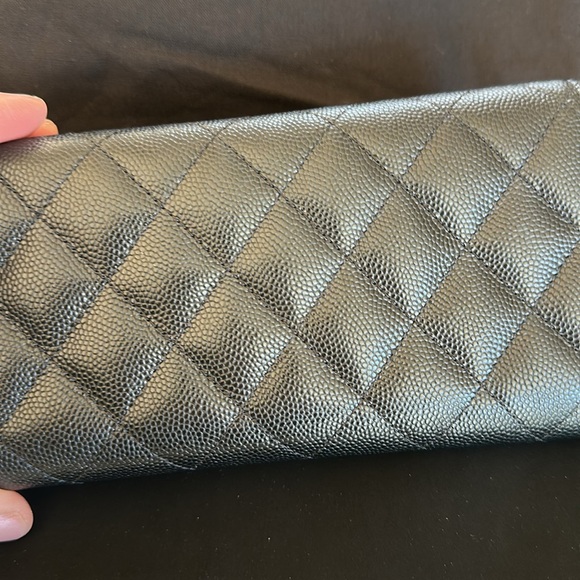 Chanel Black Quilted Wallet - Picture 12 of 17